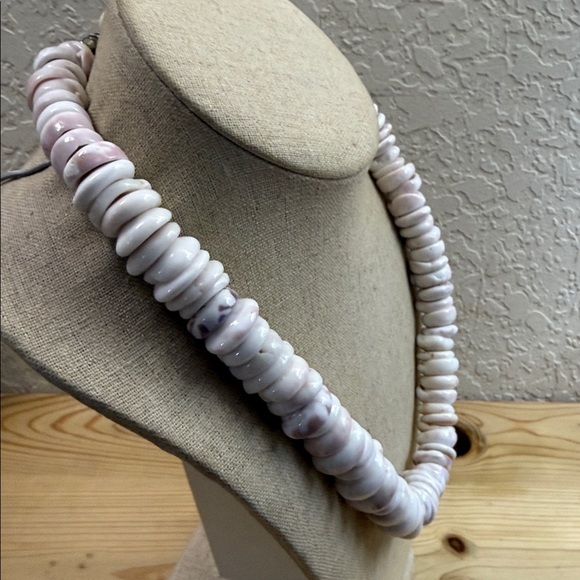 Elegant Pink Beaded Necklace snail - Picture 3 of 5